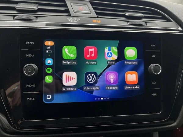VOLKSWAGEN Touran (2025) — foto 6 van 18