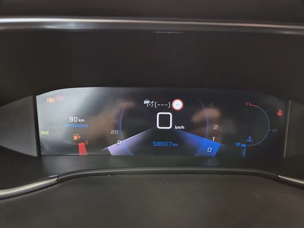 Peugeot 308 (2021) — foto 11 van 24