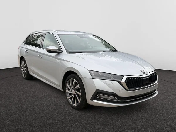 SKODA Octavia Combi (2021) — foto 23 van 24