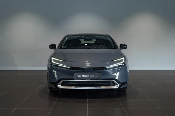Toyota Prius (2024) — foto 12 van 37