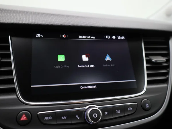 Opel Crossland (2021) — foto 19 van 38
