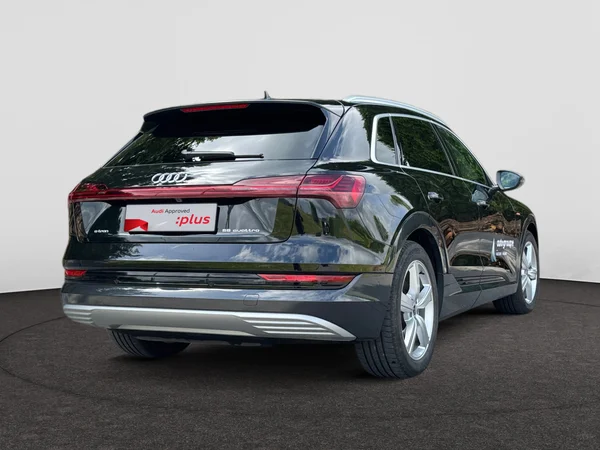AUDI e-tron (2022) — foto 24 van 28