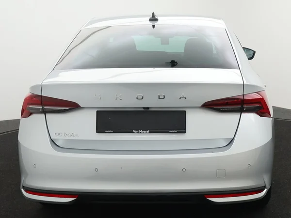 SKODA Octavia (2024) — foto 19 van 24