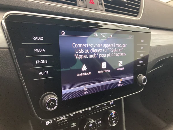 SKODA Superb Combi (2023) — foto 21 van 36