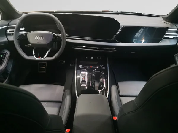 AUDI A5 Avant e-hybrid (PHEV) (2026) — foto 10 van 16
