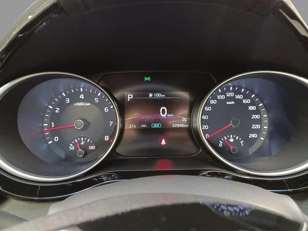 Kia ProCeed (2023) — foto 5 van 26