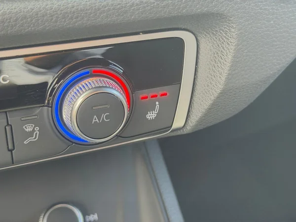 AUDI Q3 Sportback (2024) — foto 10 van 20