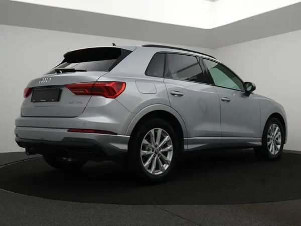Audi Q3 (2019) — foto 27 van 31