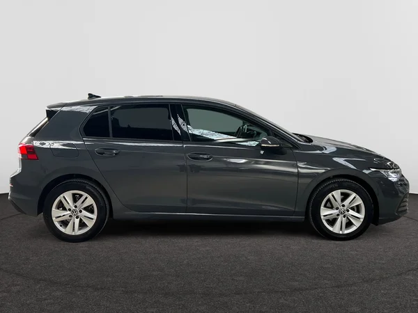 VOLKSWAGEN Golf VIII (2023) — foto 11 van 20
