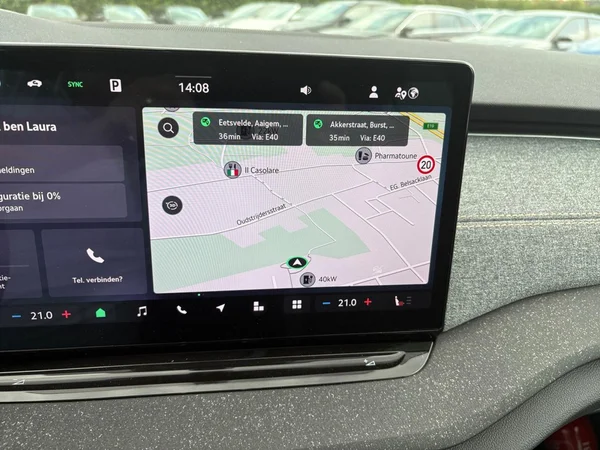 SKODA Octavia Combi (2025) — foto 5 van 24