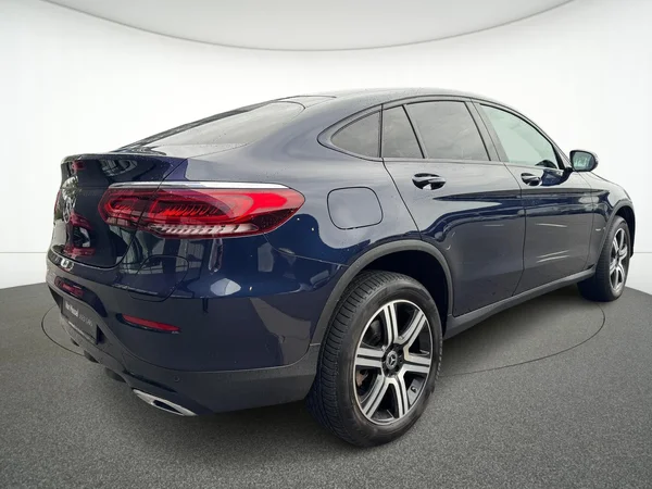 Mercedes-Benz GLC (2021) — foto 17 van 21