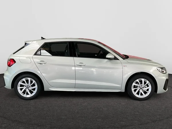 AUDI A1 Sportback (2025) — foto 21 van 24