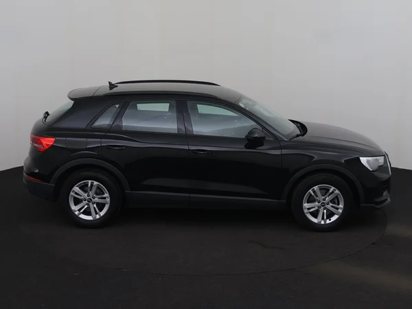 AUDI Q3 (2021) — foto 24 van 28