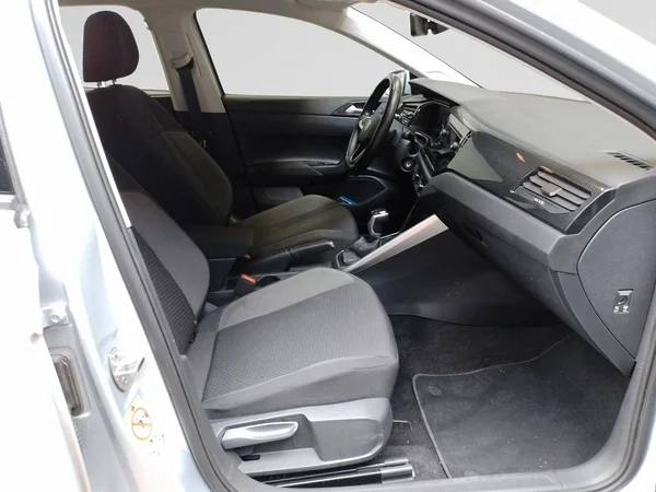 VOLKSWAGEN Polo (2024) — foto 18 van 23