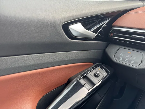 VOLKSWAGEN ID.5 (2024) — foto 3 van 21