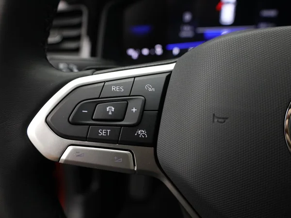 VOLKSWAGEN Taigo (2025) — foto 6 van 18