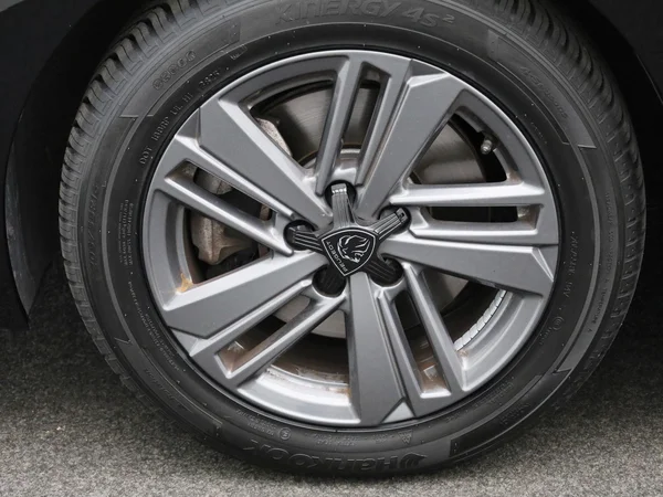 Peugeot 308 (2024) — foto 4 van 40