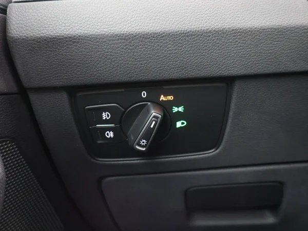 VOLKSWAGEN Passat Variant (2020) — foto 24 van 33