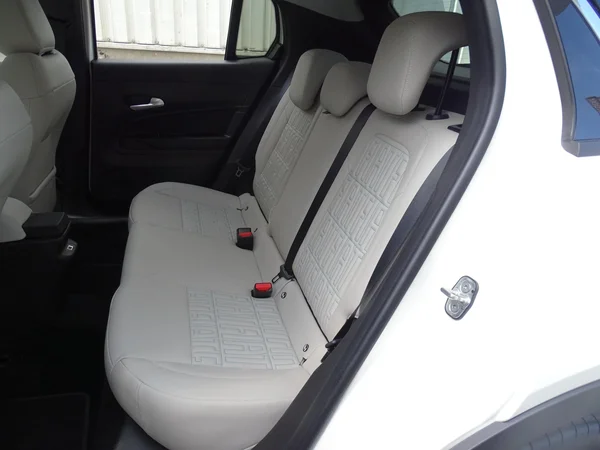 Fiat 600 (2025) — foto 7 van 25