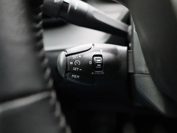 Peugeot 2008 (2022) — foto 13 van 39