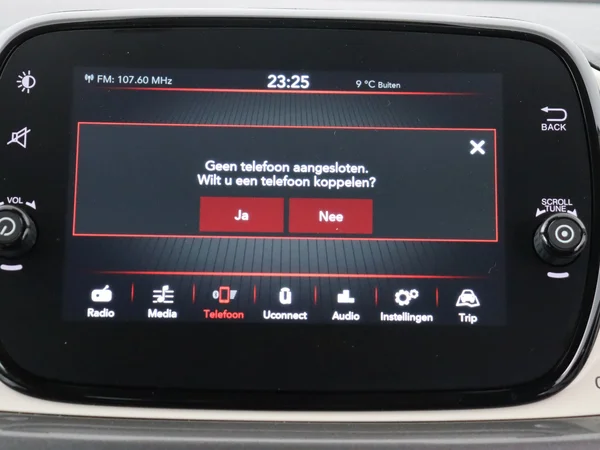 FIAT 500C (2022) — foto 10 van 26