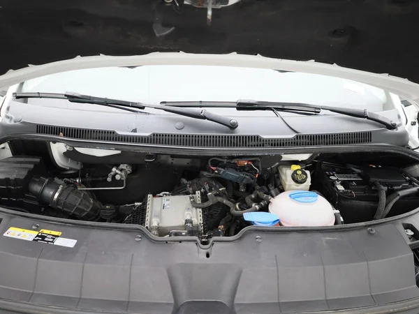 Volkswagen Transporter (2023) — foto 28 van 38