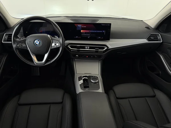 BMW 320 (2022) — foto 33 van 33