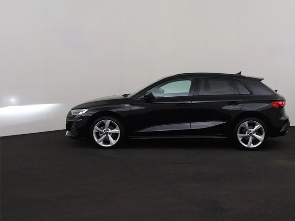AUDI A3 Sportback (2025) — foto 11 van 18