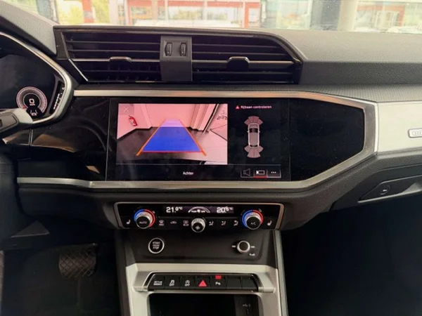 Audi Q3 (2022) — foto 10 van 20
