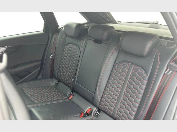 Audi RS4 Avant (2023) — foto 2 van 29