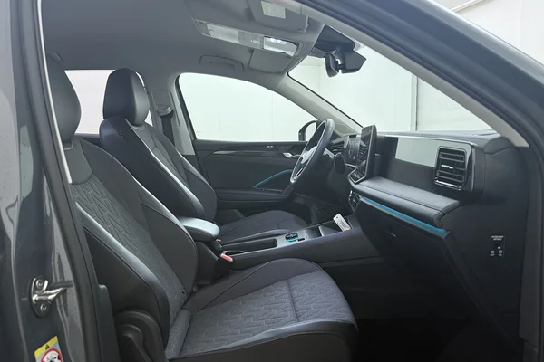 Volkswagen Tiguan (2025) — foto 17 van 19