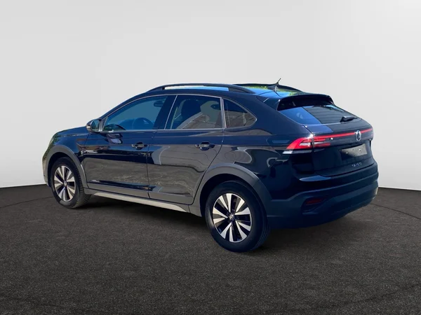 VOLKSWAGEN Taigo (2022) — foto 12 van 18