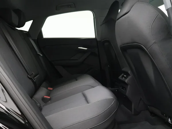 Audi Q6 e-tron (2025) — foto 13 van 24