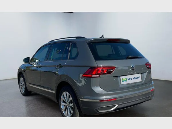 Volkswagen Tiguan (2022) — foto 12 van 29