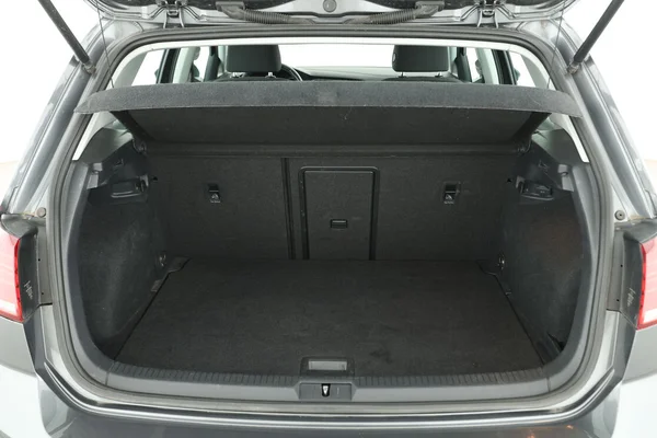 Volkswagen e-Golf (2020) — foto 8 van 16