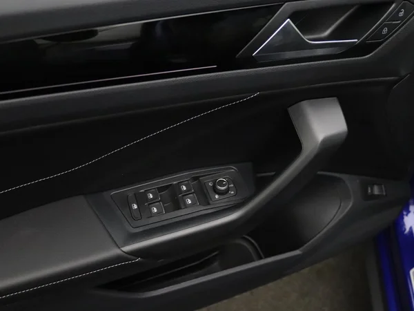 VOLKSWAGEN T-Roc (2025) — foto 20 van 25