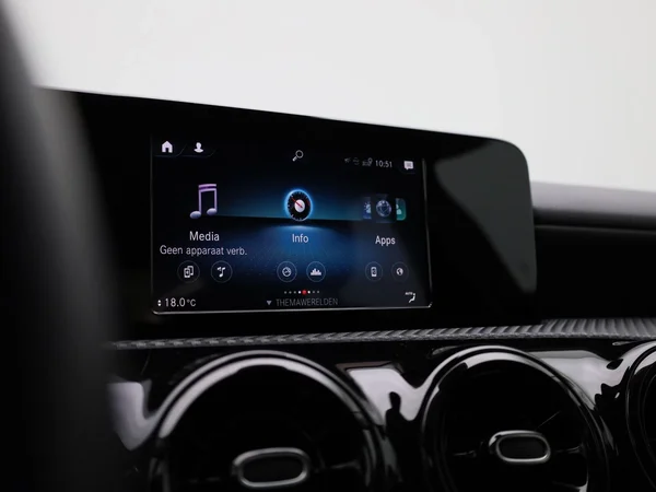 Mercedes-Benz A-Klasse (2023) — foto 8 van 39