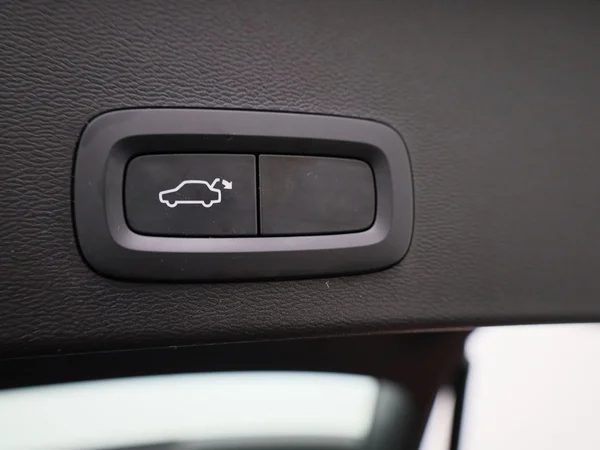 Volvo XC40 (2021) — foto 4 van 41
