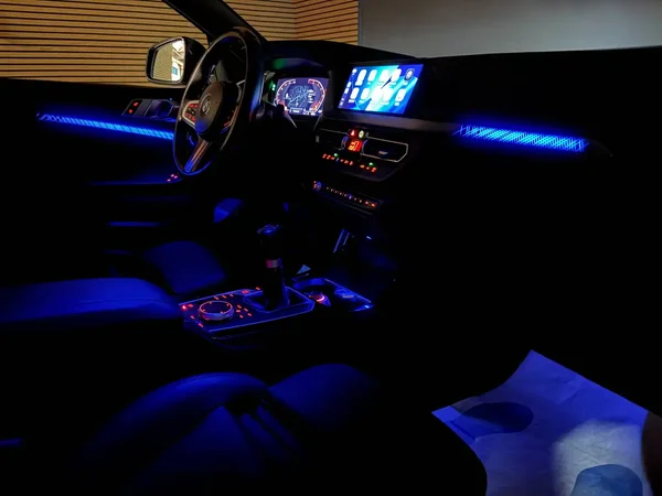 Bmw 218 (2021) — foto 8 van 24