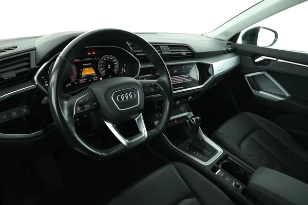 Audi Q3 (2023) — foto 2 van 16