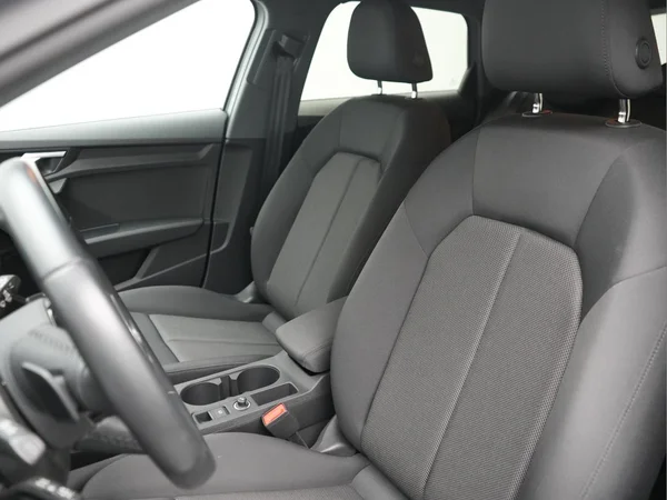 AUDI A3 Sportback PHEV (2024) — foto 2 van 30