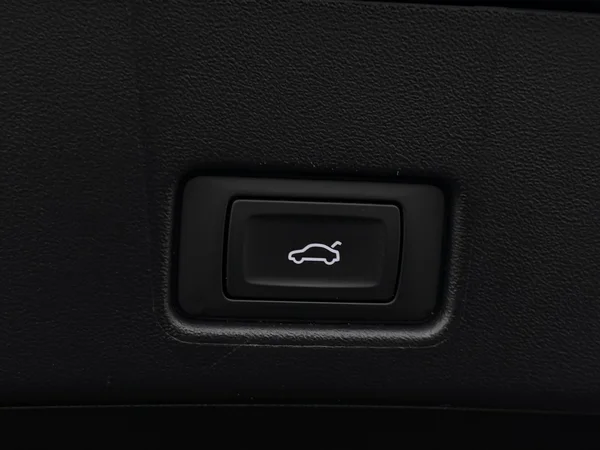 AUDI Q4 e-tron (2024) — foto 22 van 31