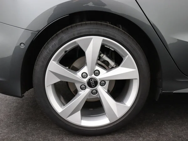 AUDI A3 Sportback (2025) — foto 14 van 18