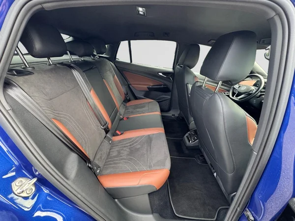 VOLKSWAGEN ID.5 (2024) — foto 4 van 21
