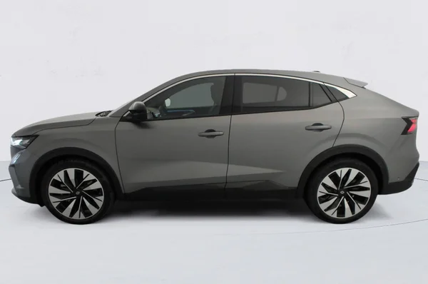 Renault Rafale E-TECH (HEV) (2026) — foto 12 van 24