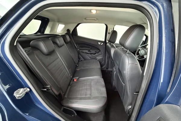 Ford Ecosport (2018) — foto 4 van 36
