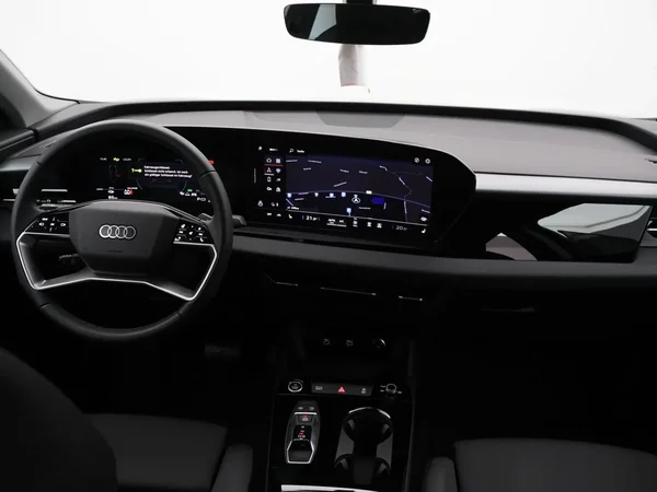 Audi Q6 e-tron (2025) — foto 24 van 24