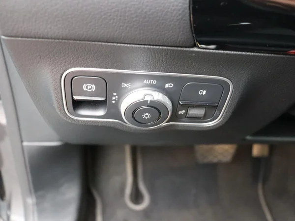 Mercedes-Benz EQA (2024) — foto 3 van 27