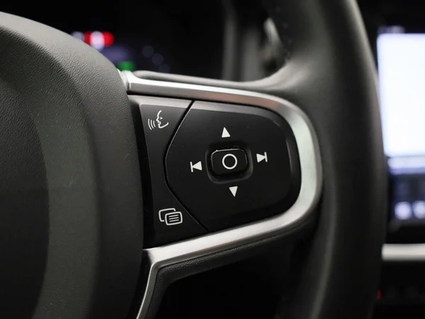 Volvo V60 (2022) — foto 15 van 41