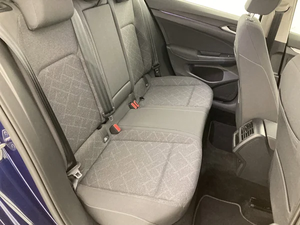 VOLKSWAGEN Golf VIII (2020) — foto 30 van 36
